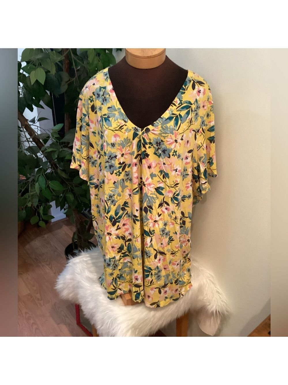 Woman Within Plus Size 6X/42-44 Multicolor Floral V-Neck Tunic Top